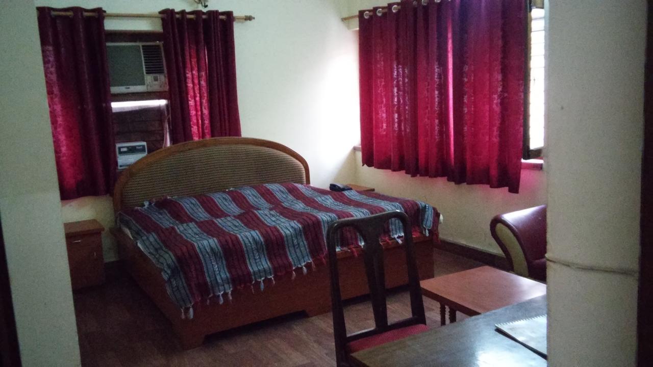 Oyo 6001 Hotel City Palace Dehradun Esterno foto
